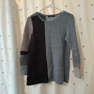 Women’s multicolor sweater, small
